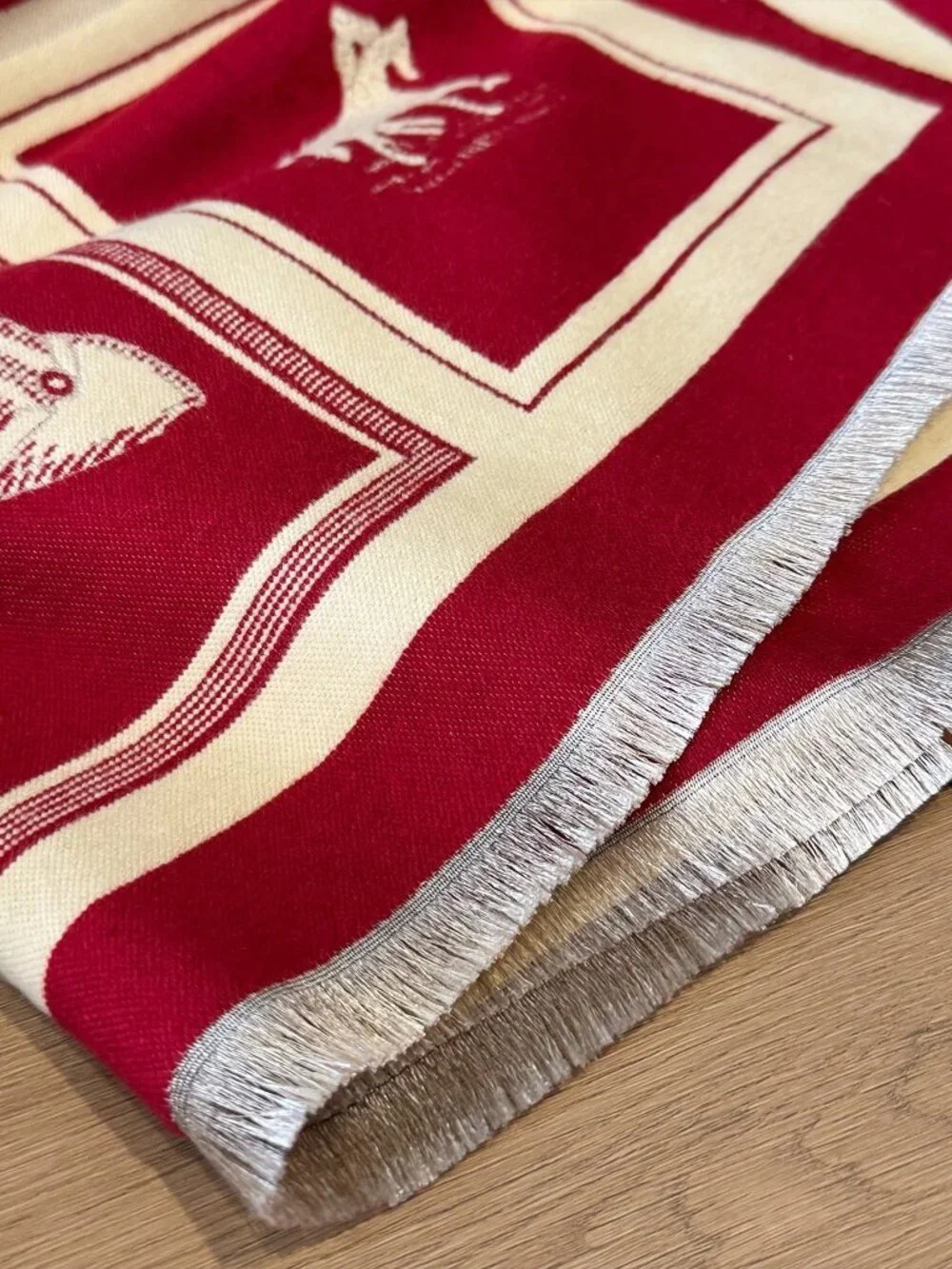 Red Elegant Women's horse Animal Jacquard Warm Scarf